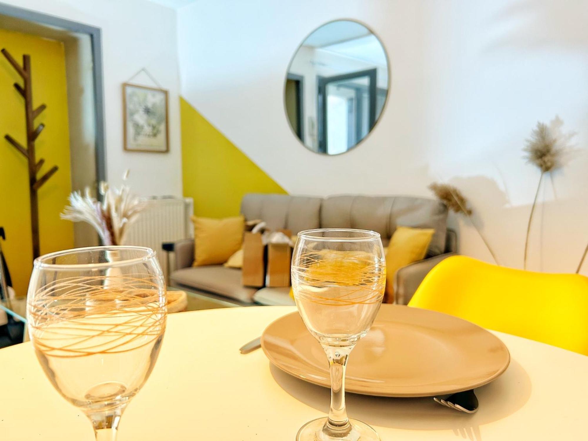 Cosy Ocre Apartment Arles Ngoại thất bức ảnh